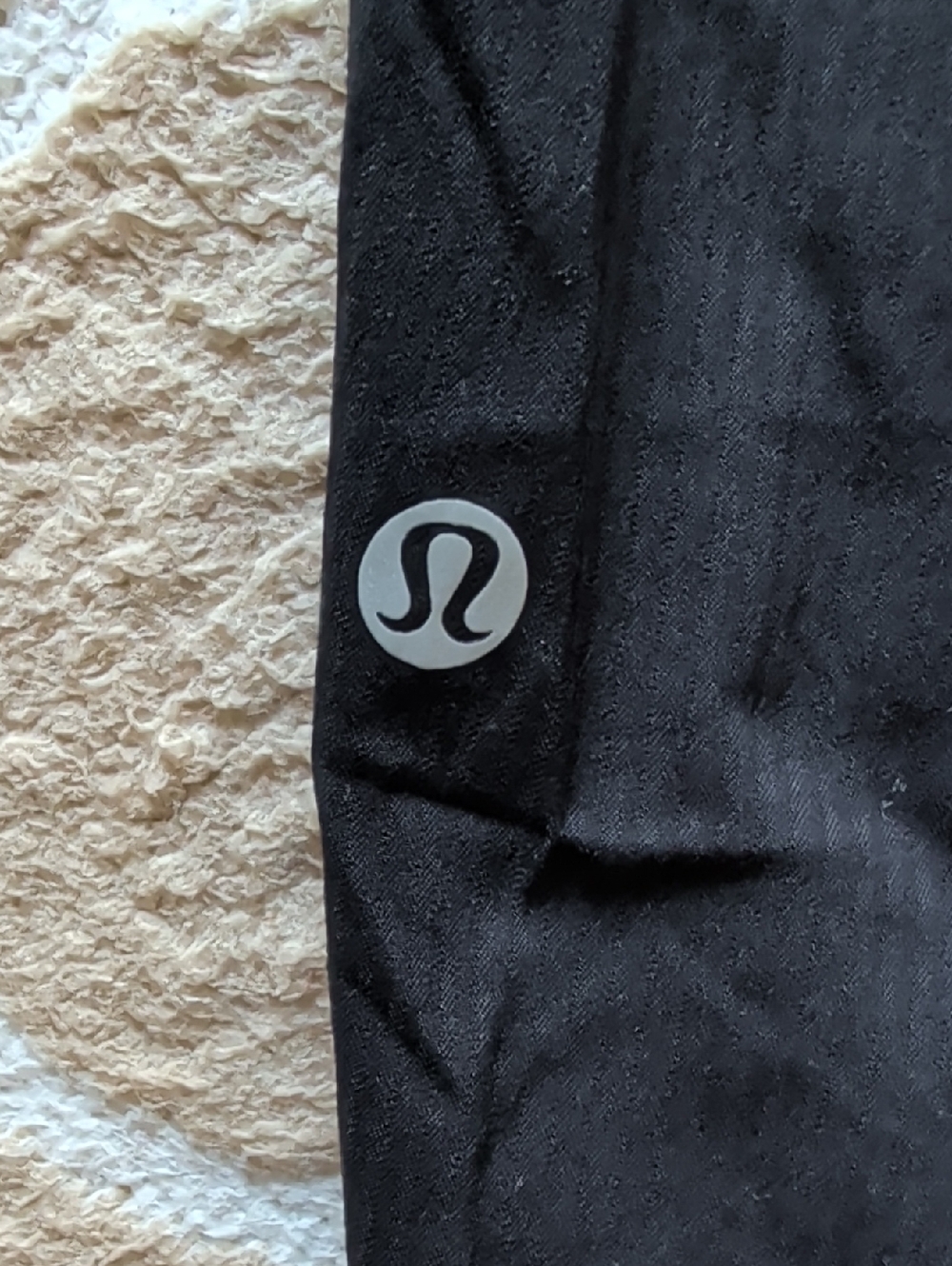 Lululemon Dance Studio Mid-Rise Jogger Black EUC - Picture 4 of 5
